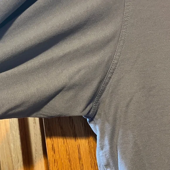 Tommy Bahama Slate Long Sleeve Tee - Picture 4 of 11